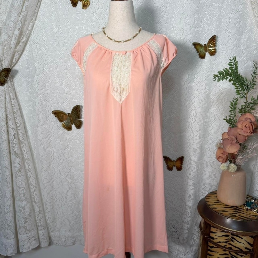 Vintage 60s Gossard Artemis Peachy pink lace night gown slip - Picture 4 of 8